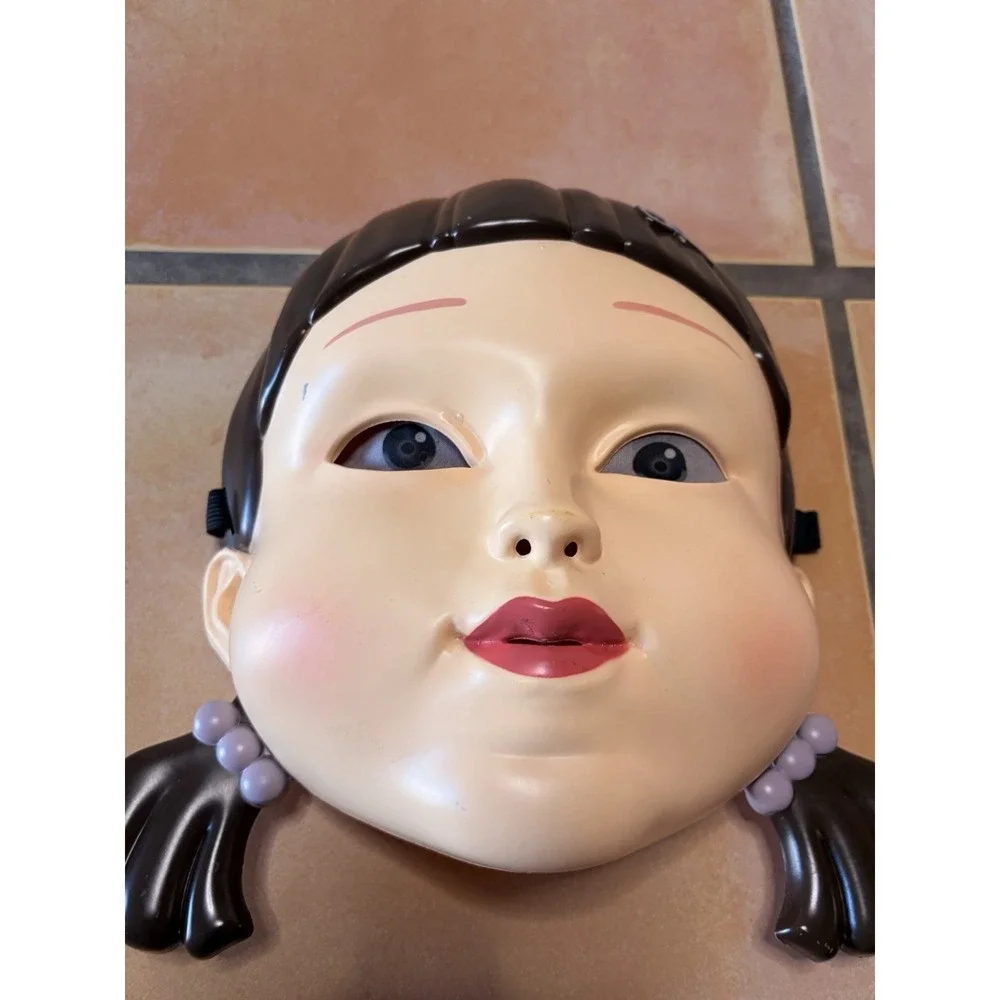 Squid Games Halloween Horror Netflix Large Wearable Mask Rare